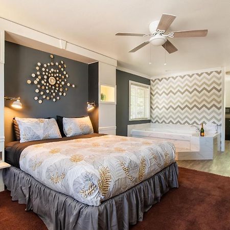 Big Bear Spa Suites Big Bear Lake Ngoại thất bức ảnh